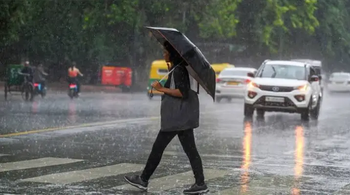Aaj Ka Mausam 28 October: UP में चक्रवात ‘अर्णब’ का असर, 31 अक्टूबर तक तेज हवा और बारिश का अलर्ट